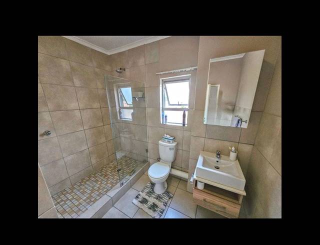 2 BEDROOM APARTMENT FOR SALE IN MONTANA PARK